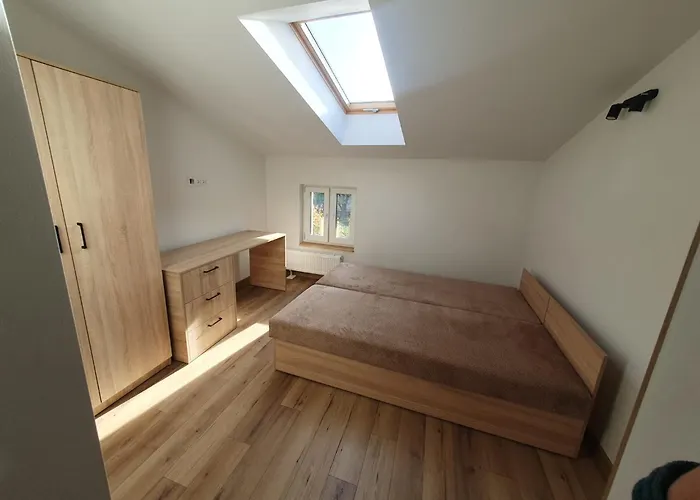 Psi Koszarowa Hostel